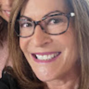 Meet your Posher, Pam